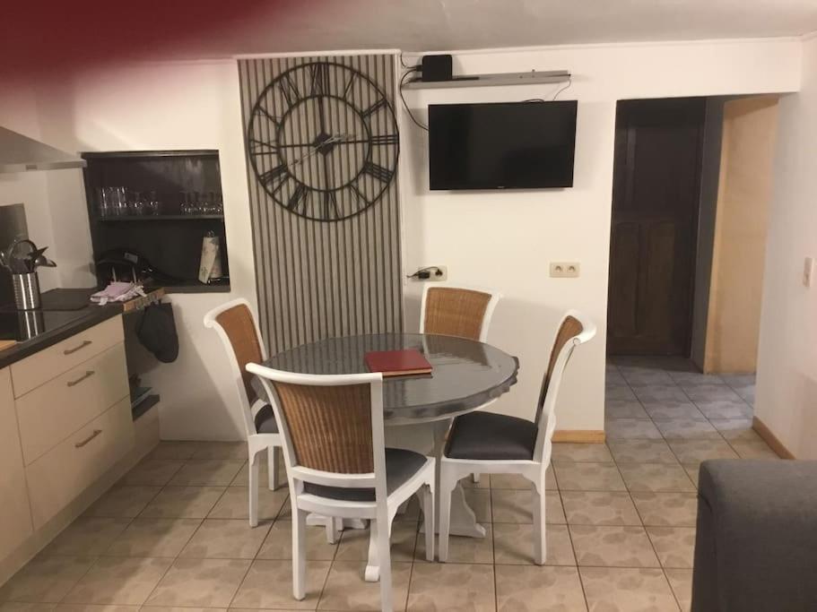 Gite Les 7 Frenes Vaux-sur-Sure Exteriör bild
