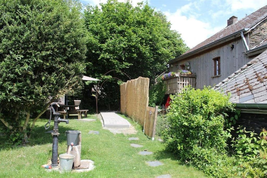 Gite Les 7 Frenes Vaux-sur-Sure Exteriör bild